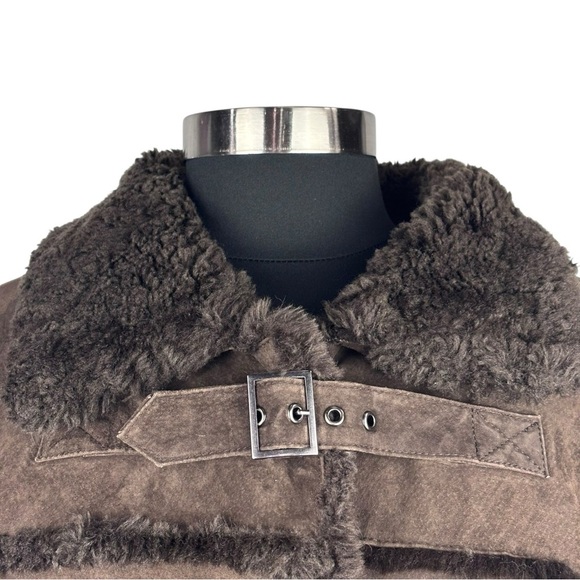 STEVE MADDEN Y2K CHOCOLATE BROWN SUEDE FAUX SHEARLING BUCKLE BUTTON FRONT JACKET - Picture 9 of 16
